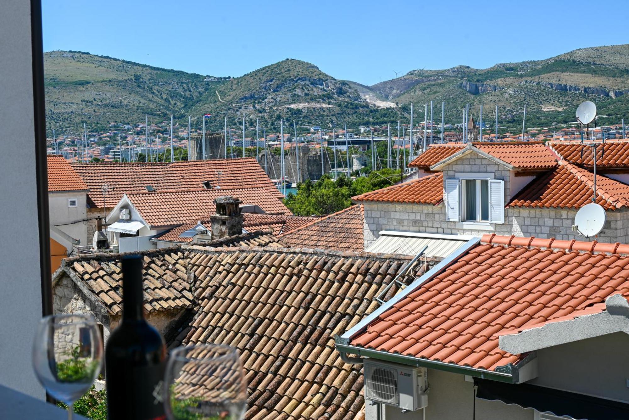 Downtown Apartments Maar Trogir Zewnętrze zdjęcie